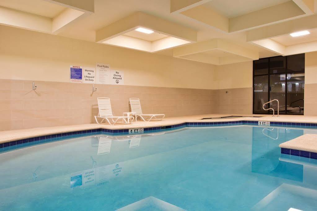 Holiday Inn Express Waycross Zewnętrze zdjęcie